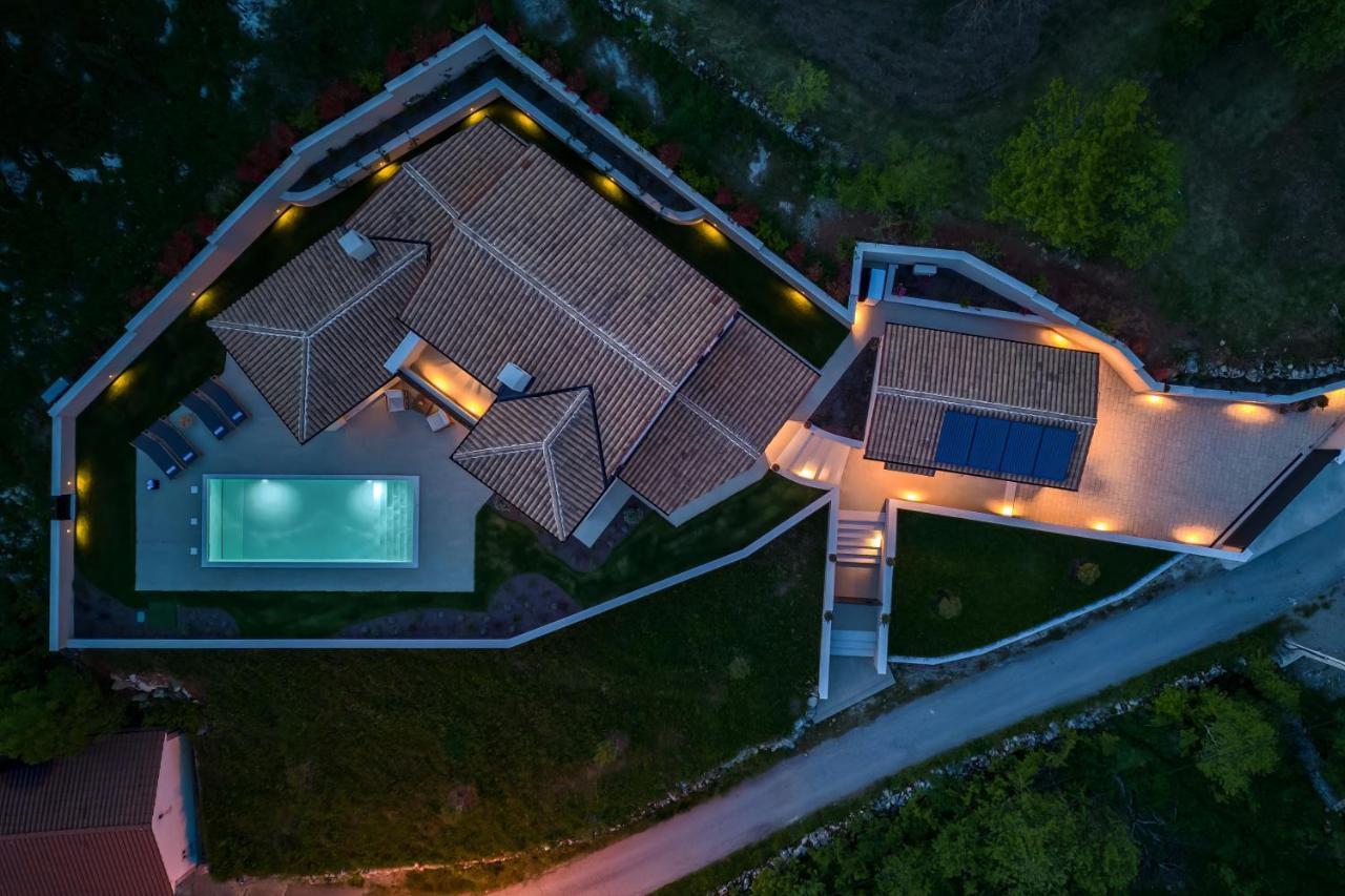 Villa Bora With Sauna And Heated Pool Vele Mune Экстерьер фото
